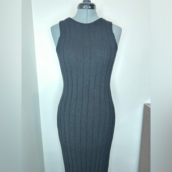 Women's DISSH Rem Black Knit Midi Dress - Picture 3 of 12